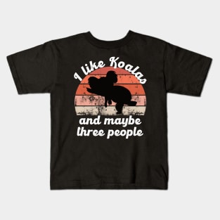 i like koalas and maybe three people Kids T-Shirt